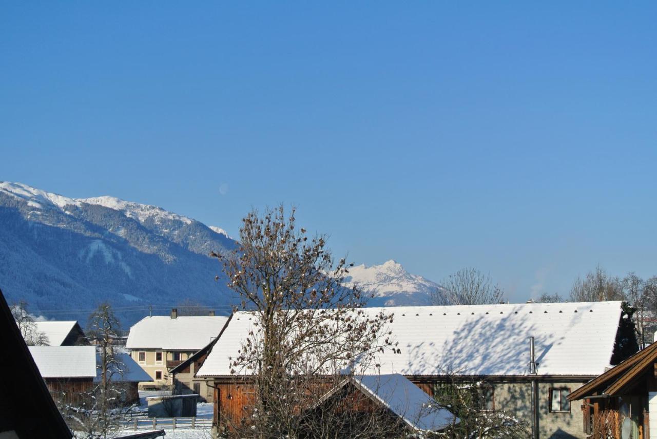 Haus Fischer Nassfeldblick Bed & Breakfast Kirchbach  Exterior photo